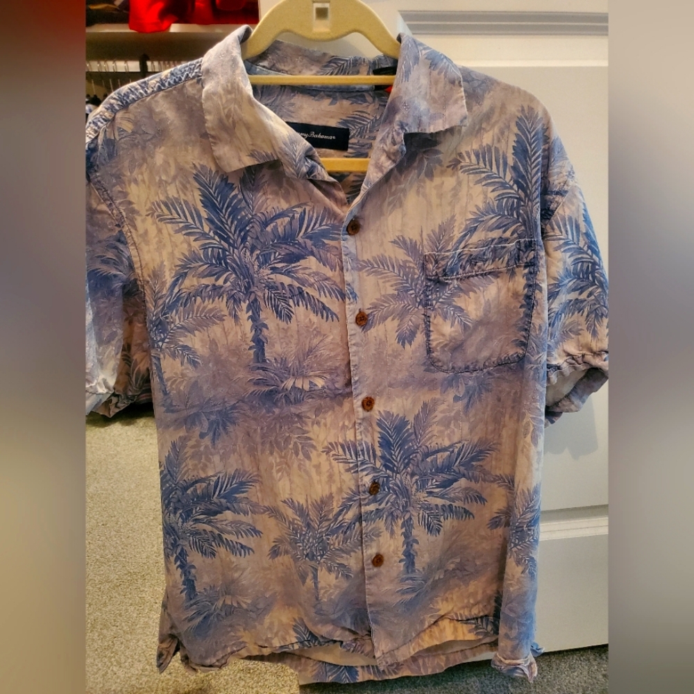 Tommy Bahama Hawaiann Shirt